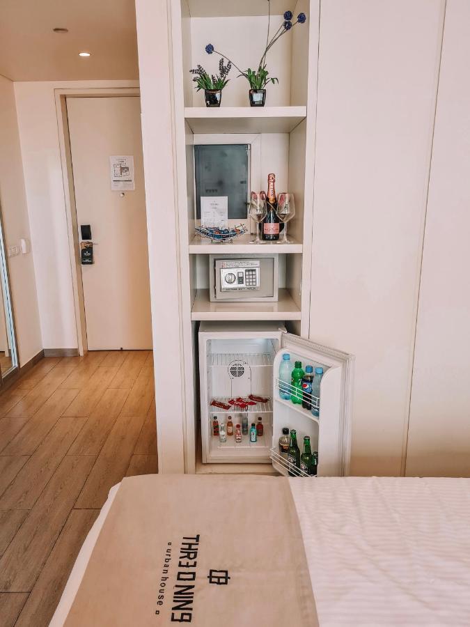 Three O Nine Hotel 4*